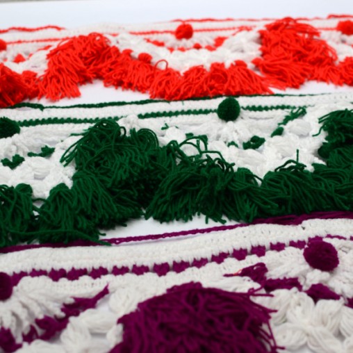 toran crocheted, 2 colours