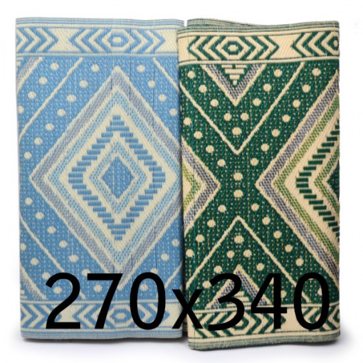 plastic carpet 270x340 cm repliée, losange