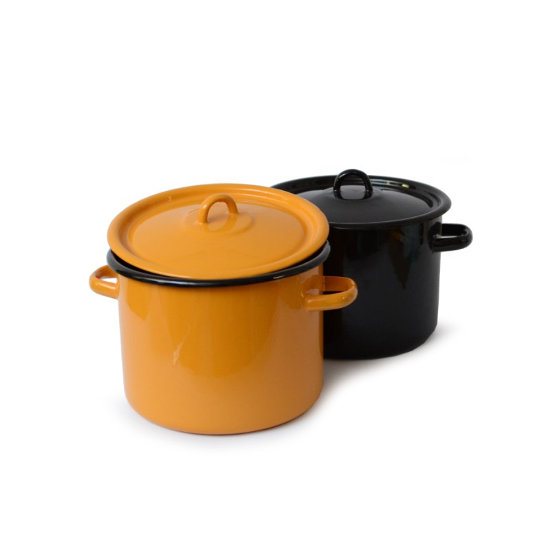 pot emaillé, intérieur noir