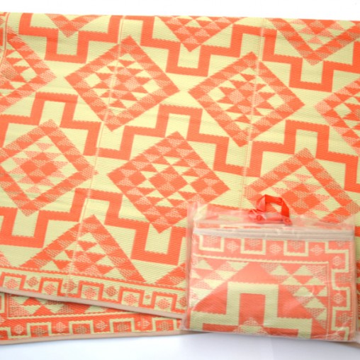plastic carpet 180x270 cm folded, aztec