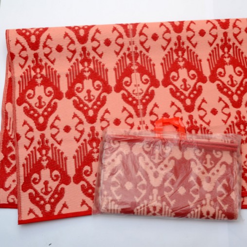 plastic carpet 120x180 cm folded, pattern IKAT