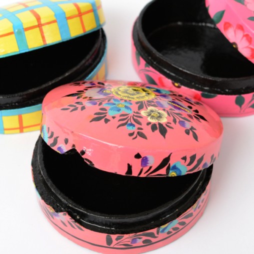 box oval/ round, painted