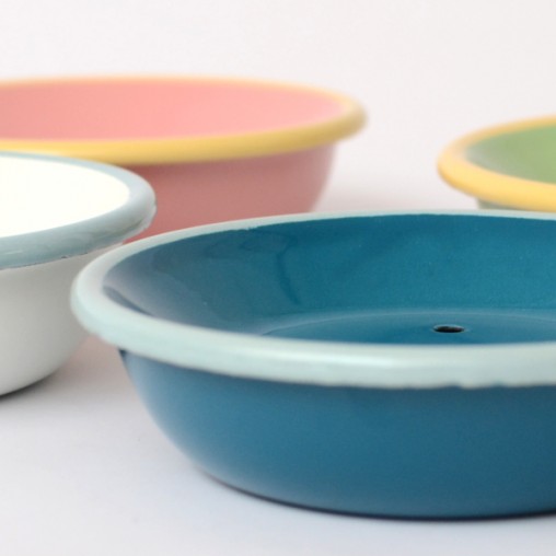 porte-savon en émail